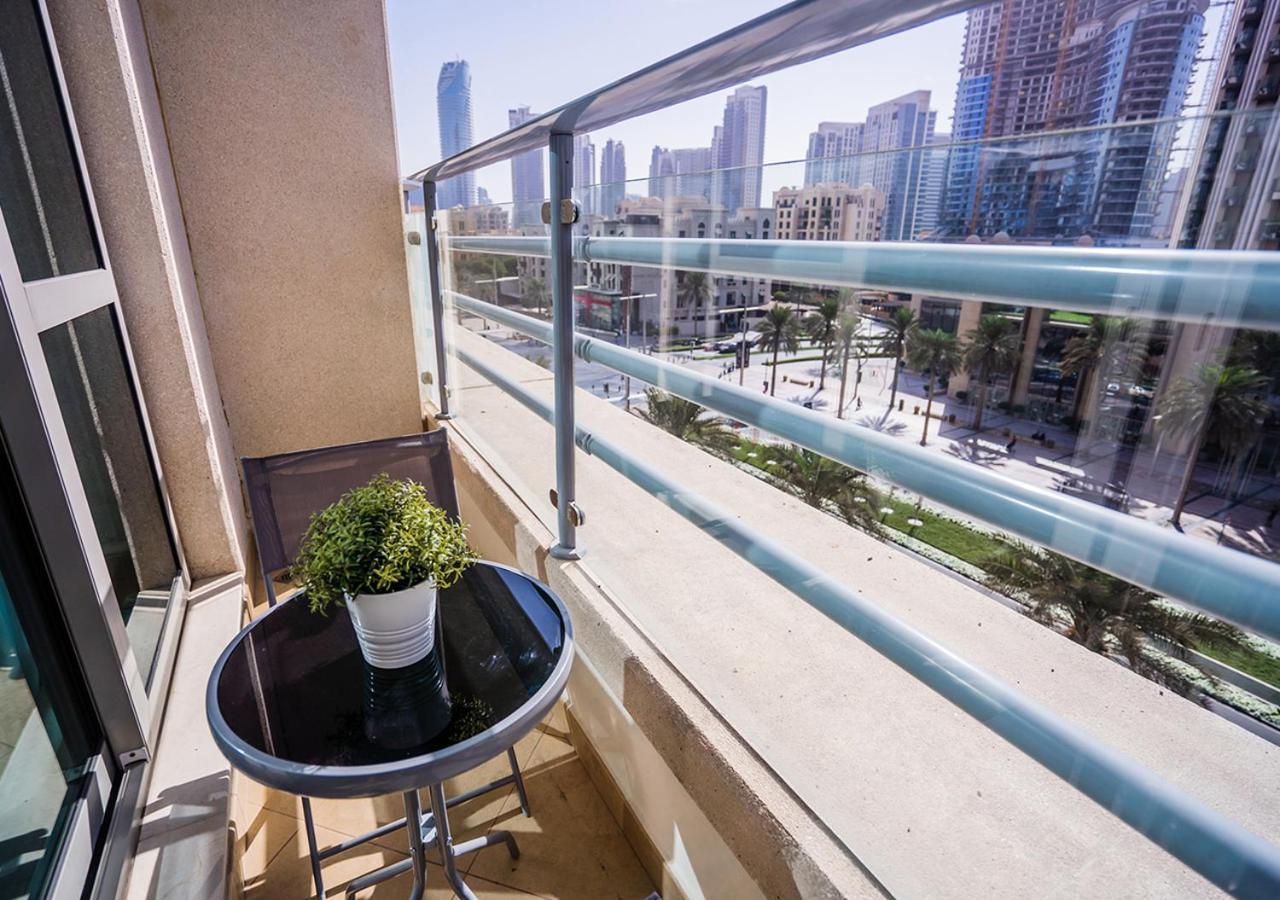 Nasma Luxury Stays - Boulevard Central Tower Дубай Экстерьер фото
